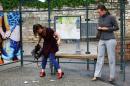 Bus Stop  2 * 4368 x 2912 * (6.93MB)